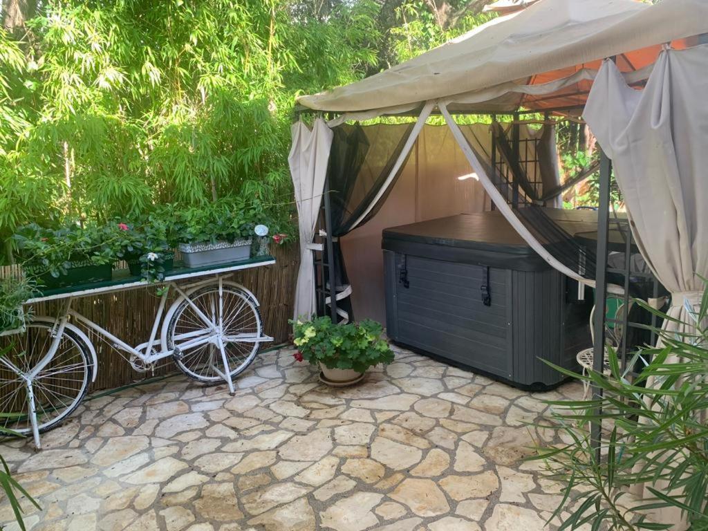 Apartament Abi Seget Vranjica Bagian luar foto